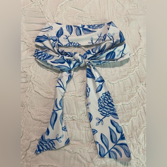 Smith & Quinn - Isabella Dress - Picture 12 of 12